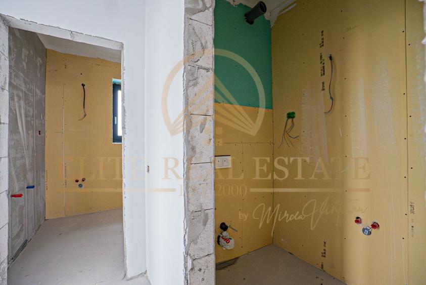 Apartament cu 3 camere decomandat în Km 5