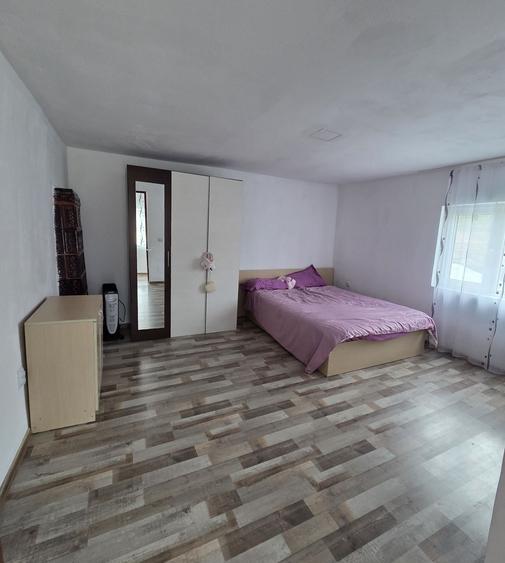 Casă cu 4 camere în Păcioiu