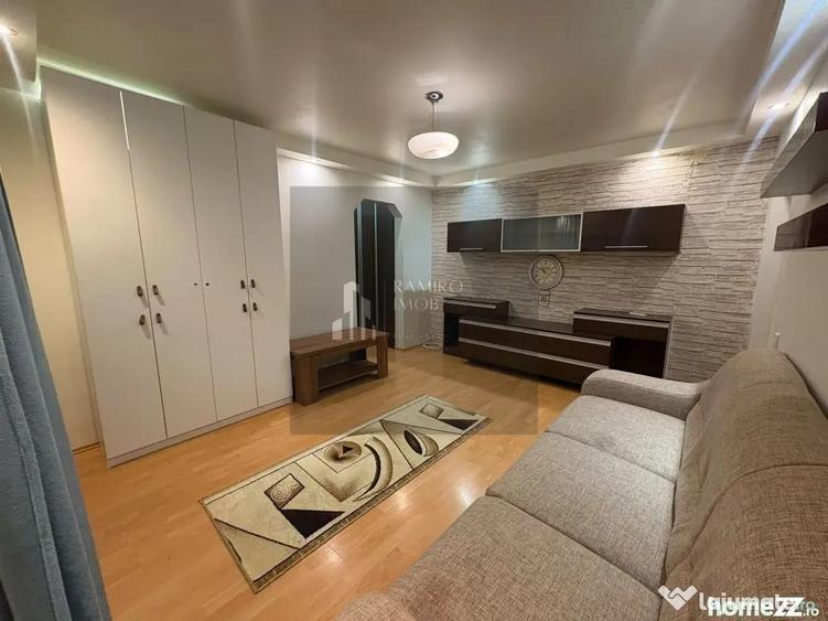 Apartament cu 2 camere semidecomandat în Brâncoveanu
