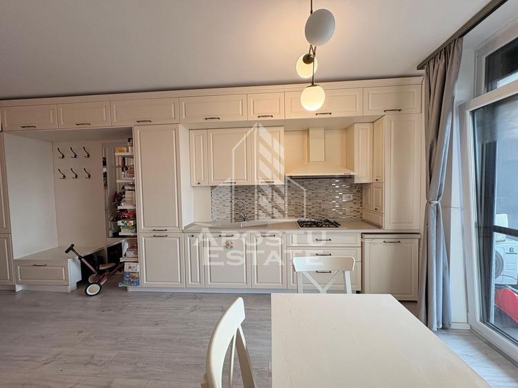 Apartament cu 2 camere semidecomandat, mobilat în Simion Bărnuțiu