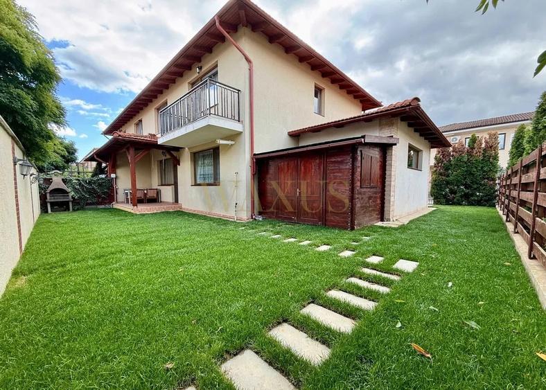 Duplex cu 5 camere cu Canalizare în Florești