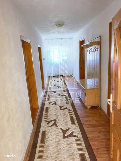 Casă cu 4 camere în Budureasa