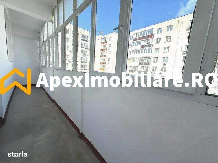 Apartament cu 3 camere decomandat în Tineretului