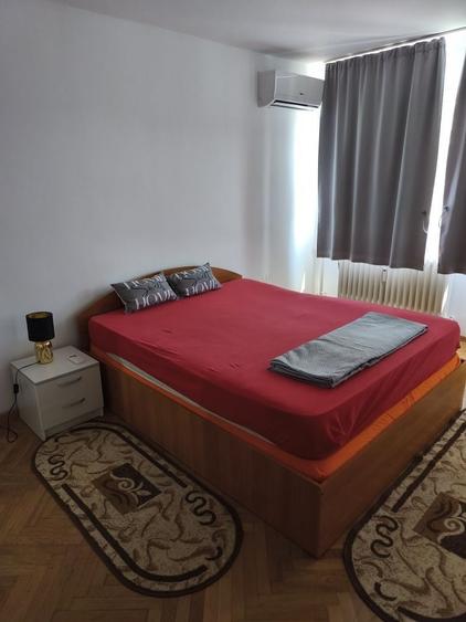 Apartament cu 2 camere semidecomandat în Apusului