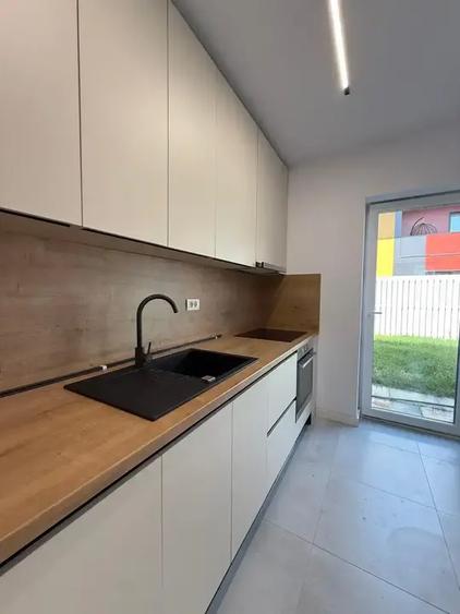 Duplex cu 2 camere cu Canalizare în Exterior Sud