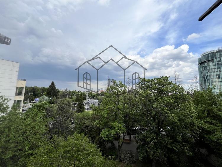 Apartament cu 4 camere, mobilat în Aviatorilor