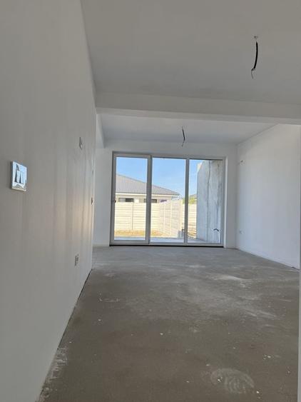Casă cu 3 camere în Cheriu