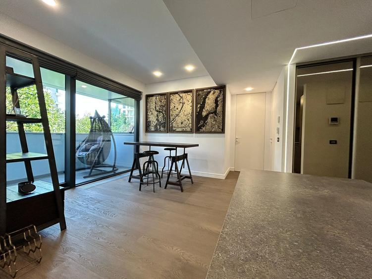 Apartament cu 2 camere semidecomandat în Băneasa
