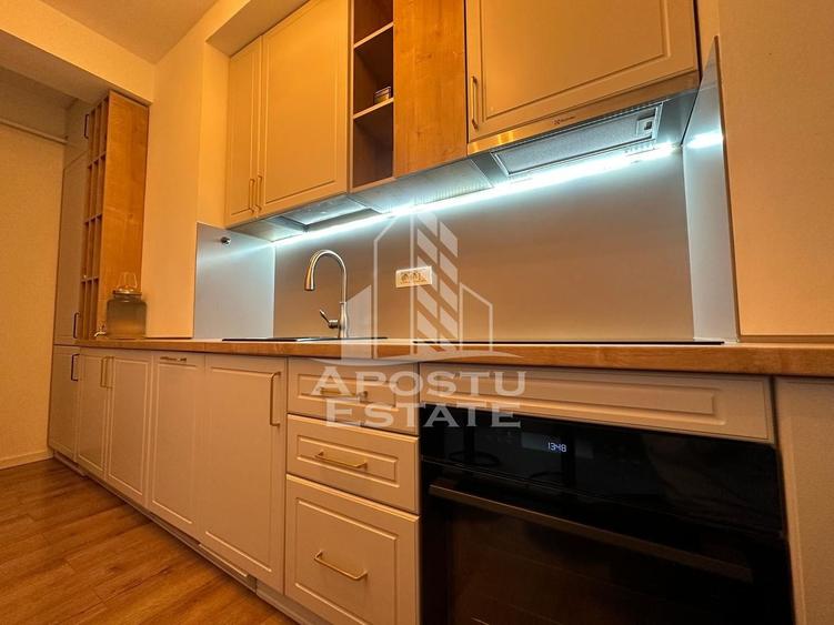 Apartament cu 2 camere decomandat, mobilat în Soarelui