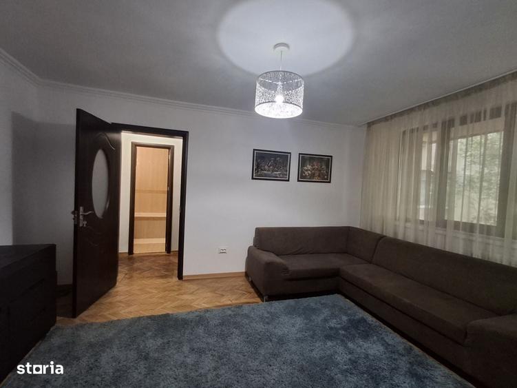 Apartament cu 2 camere semidecomandat în Central