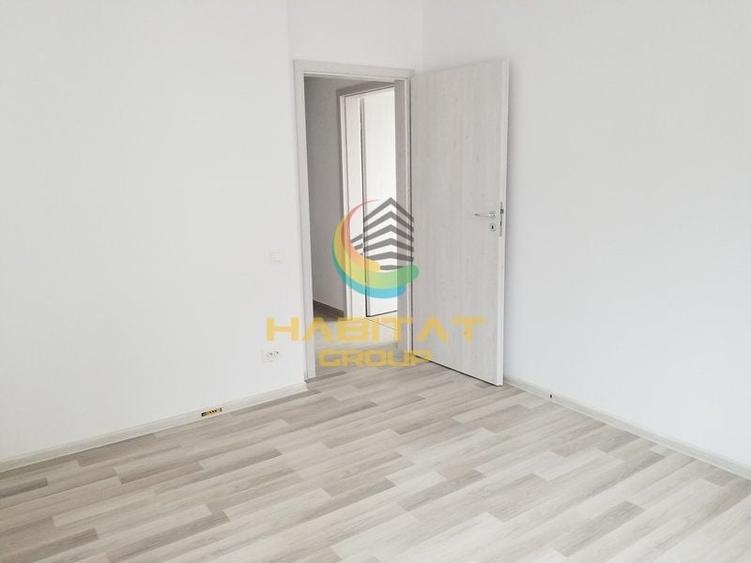 Apartament cu 3 camere semidecomandat în Berceni — fotografia 1