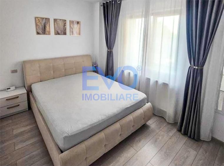 Apartament cu 3 camere semidecomandat în Valea Adâncă