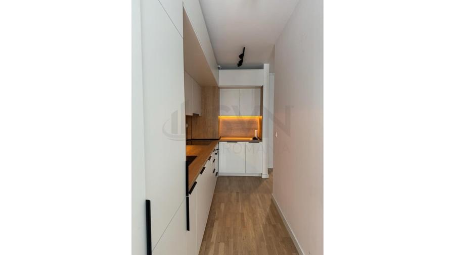 Apartament cu 2 camere semidecomandat, mobilat în Jiului