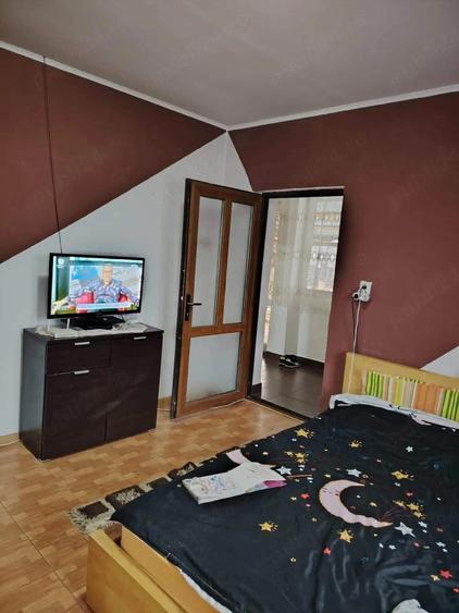 Casă cu Teren 80 Mp în Vânători