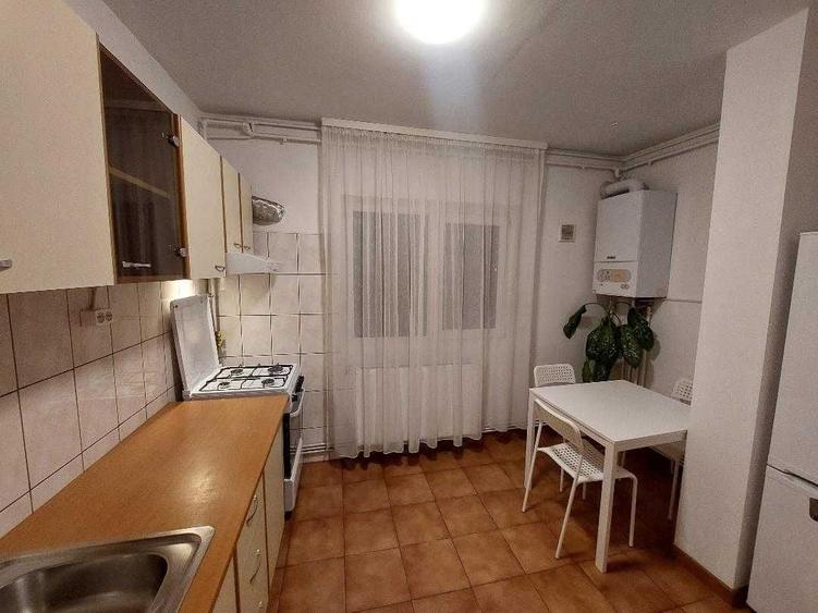 Garsonieră decomandată în Sebastian