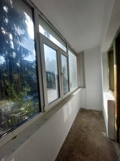 Apartament cu 3 camere nedecomandat în Energiei