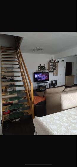 Apartament cu 3 camere în Florești
