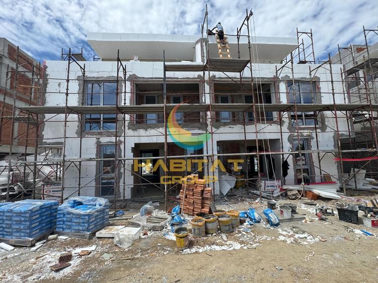 Duplex cu 4 camere cu Canalizare în Splaiul Unirii