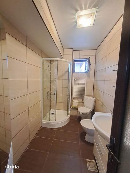 Apartament de inchiriat, 2 camere, decomandat, 70 mp, CUG - 11