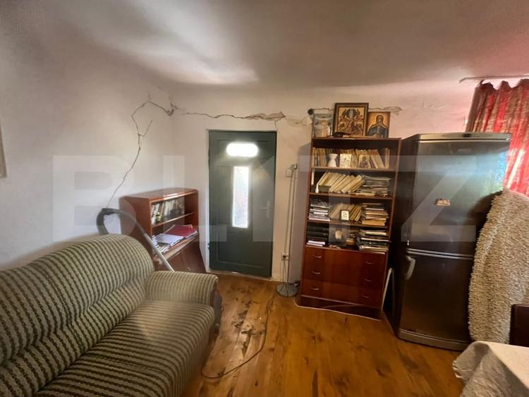 Casă individuală cu 3 camere cu Teren 4500 Mp în Bolovani