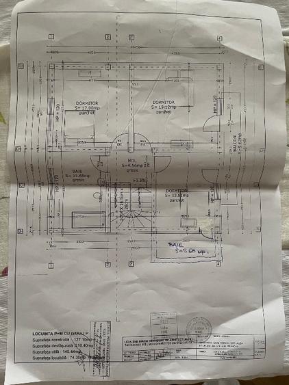 Casă individuală cu 5 camere cu Teren 1705 Mp în Central