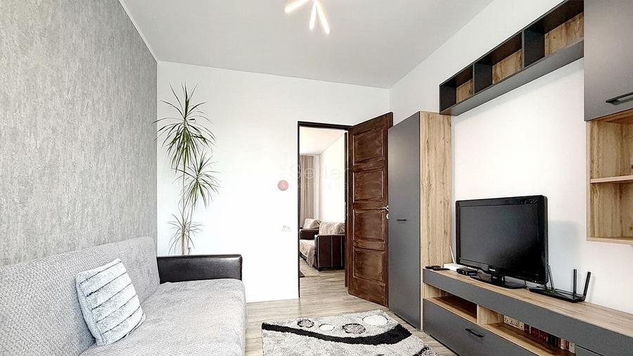 Apartament cu 2 camere semidecomandat, mobilat în Ultracentral