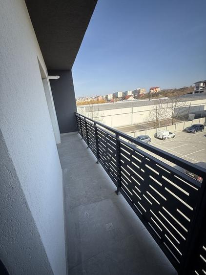 Apartament cu 3 camere decomandat în Ocna Dejului