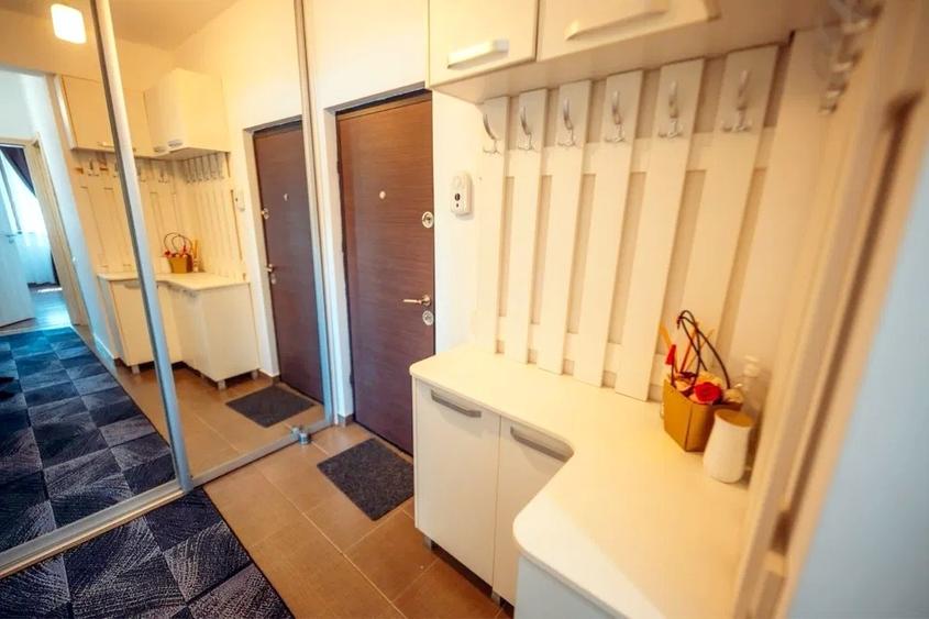 Apartament cu 2 camere decomandat, mobilat în Mărăști