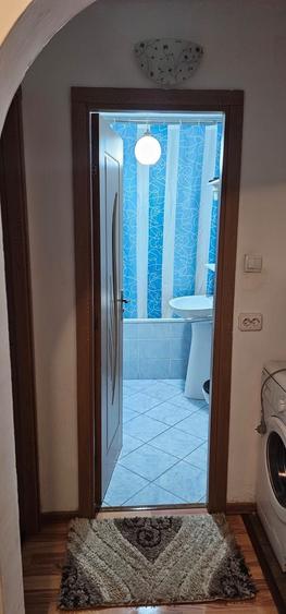 Apartament cu 2 camere decomandat în Steaua