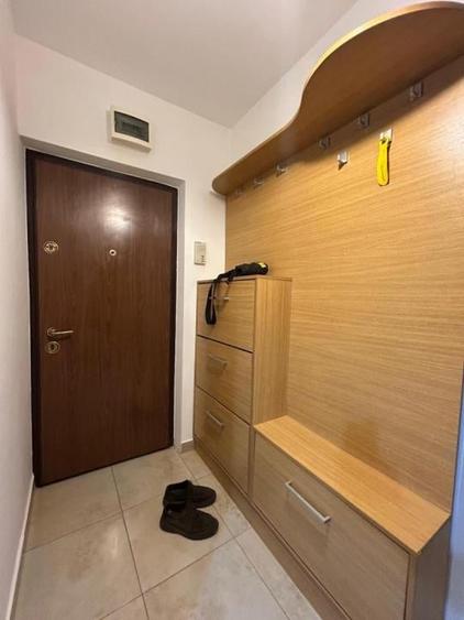 Apartament cu 3 camere în Drumul Taberei