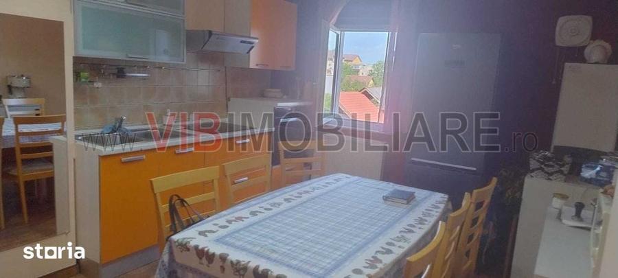 Apartament cu 2 camere semidecomandat în Est
