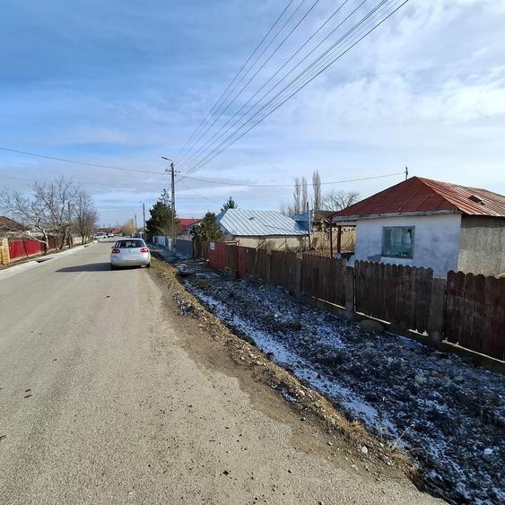 Casă cu 2 camere cu Canalizare în Bizighești