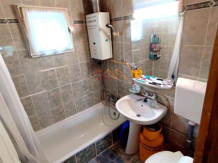 Casă individuală cu 5 camere cu Canalizare în Telega