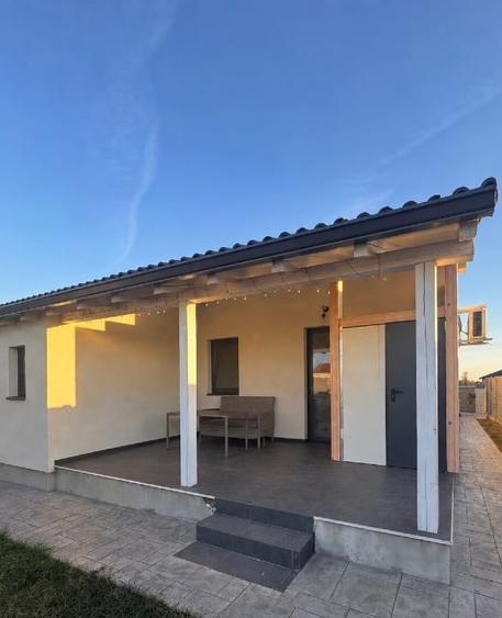 Duplex cu 3 camere cu Teren 335 Mp în Săcălaz