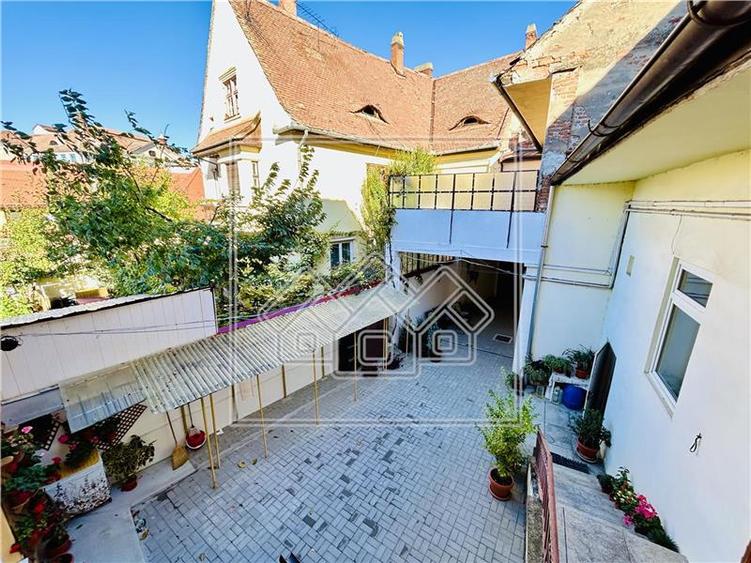Garsonieră semidecomandată în Central