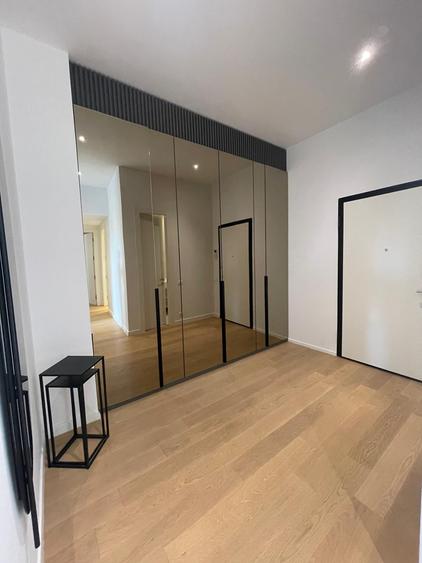 Apartament cu 3 camere decomandat în Floreasca