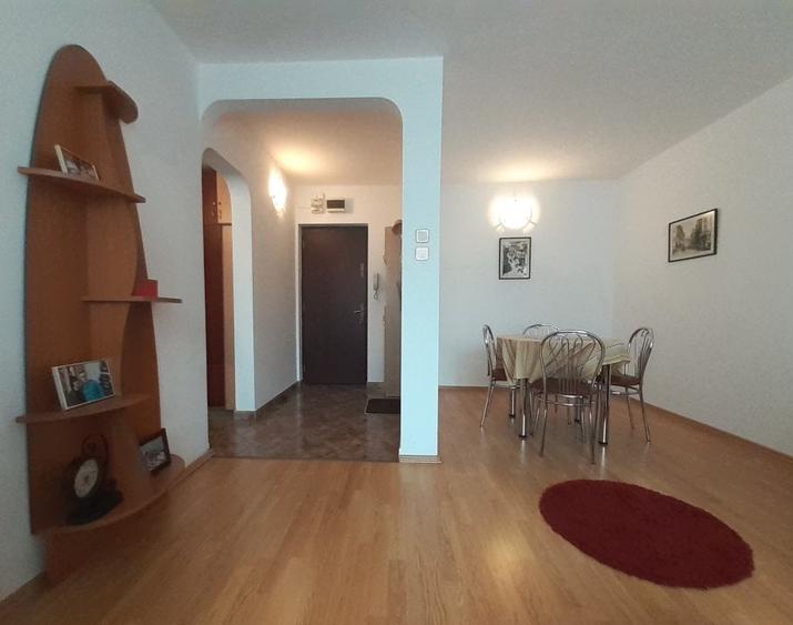 Apartament cu 2 camere decomandat, mobilat în Sala Palatului — fotografia 1