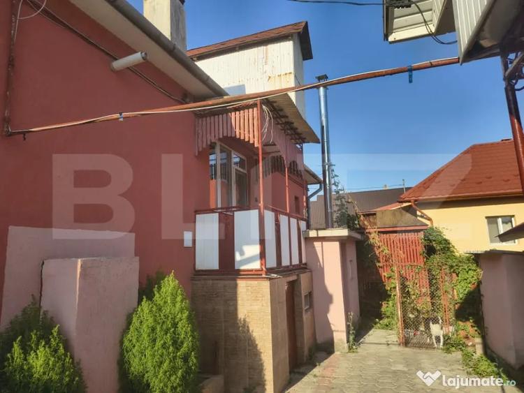 Casă cu 2 camere cu Teren 1325 Mp în Central
