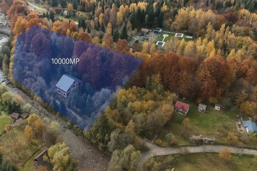 Casă cu 16 camere cu Teren 7000 Mp în Central