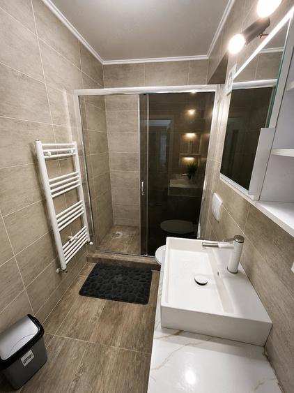 Apartament cu 3 camere decomandat în Tomis Plus