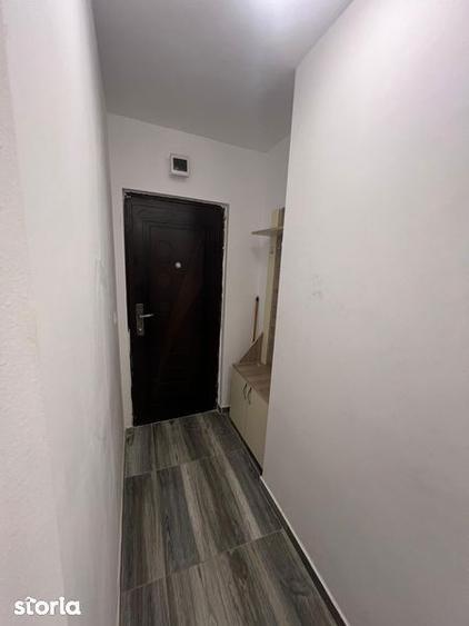 Inchiriez garsoniera zona capat troleu - 5