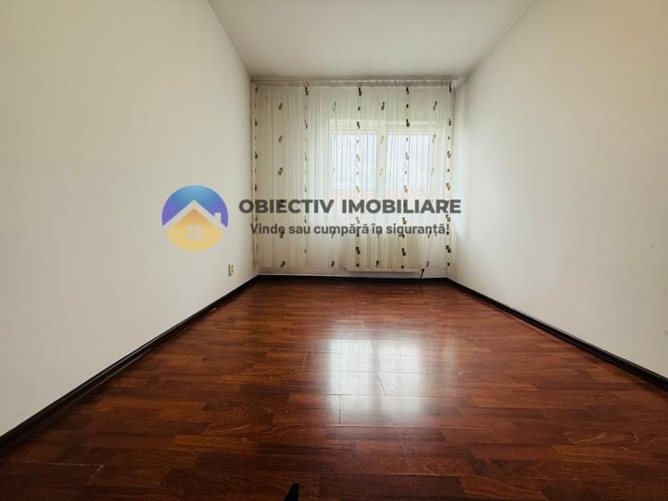 Apartament cu 2 camere semidecomandat în Precista
