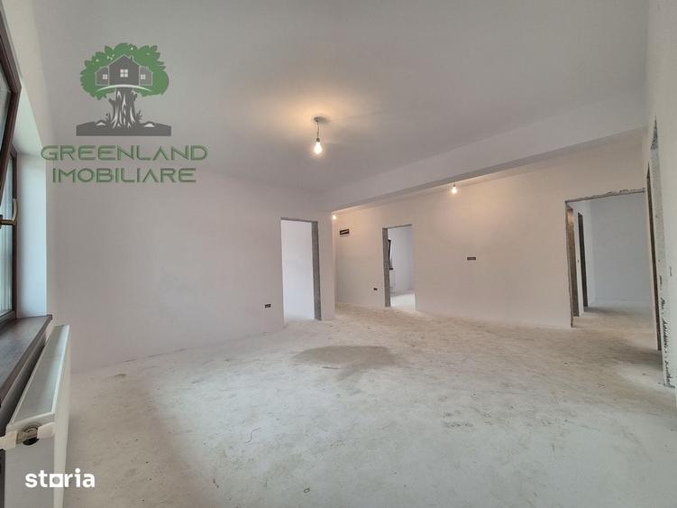 Casă cu 4 camere cu Teren 500 Mp în Tomești