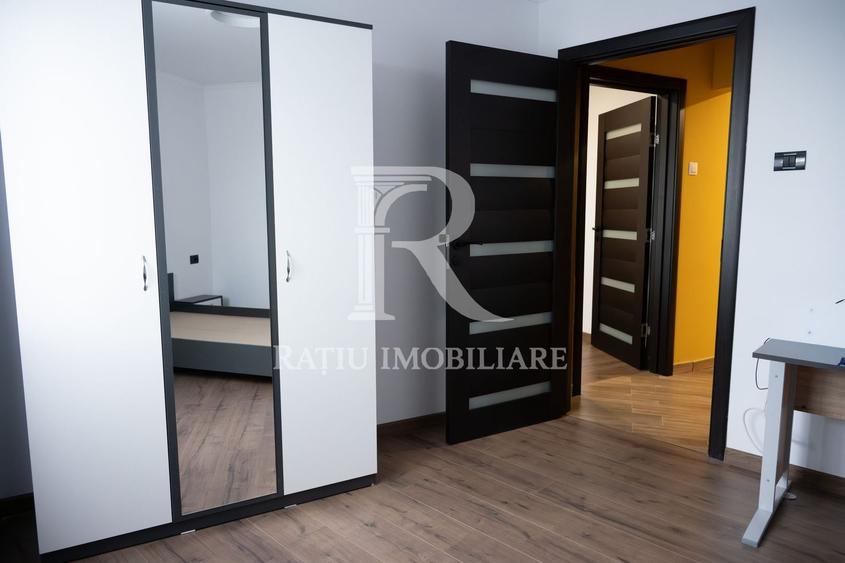 Apartament cu 3 camere decomandat, mobilat în Rogerius
