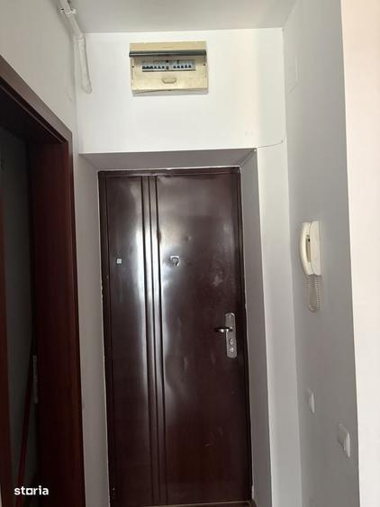 Apartament cu 2 camere semidecomandat în Titan
