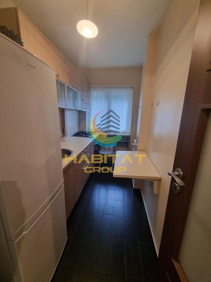 Apartament cu 2 camere semidecomandat, mobilat în Brâncoveanu