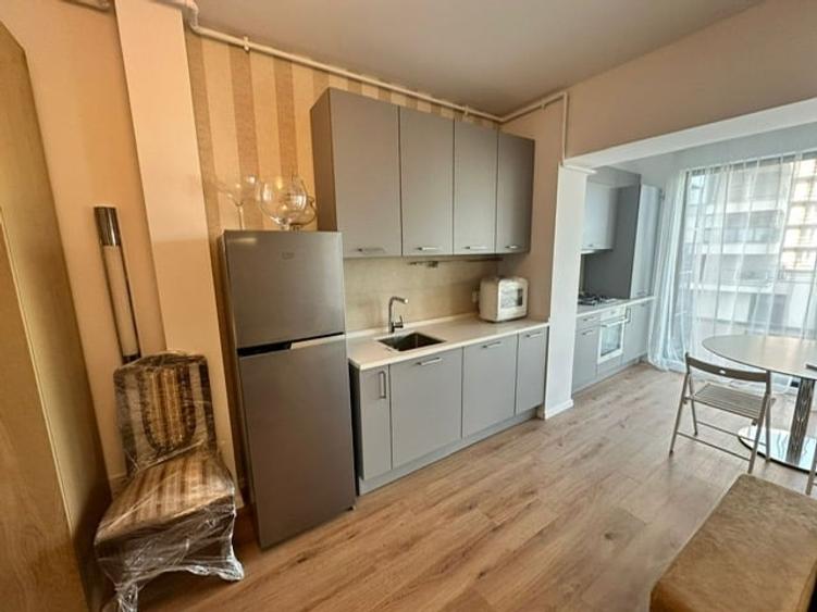 Apartament cu 2 camere decomandat în Sisești