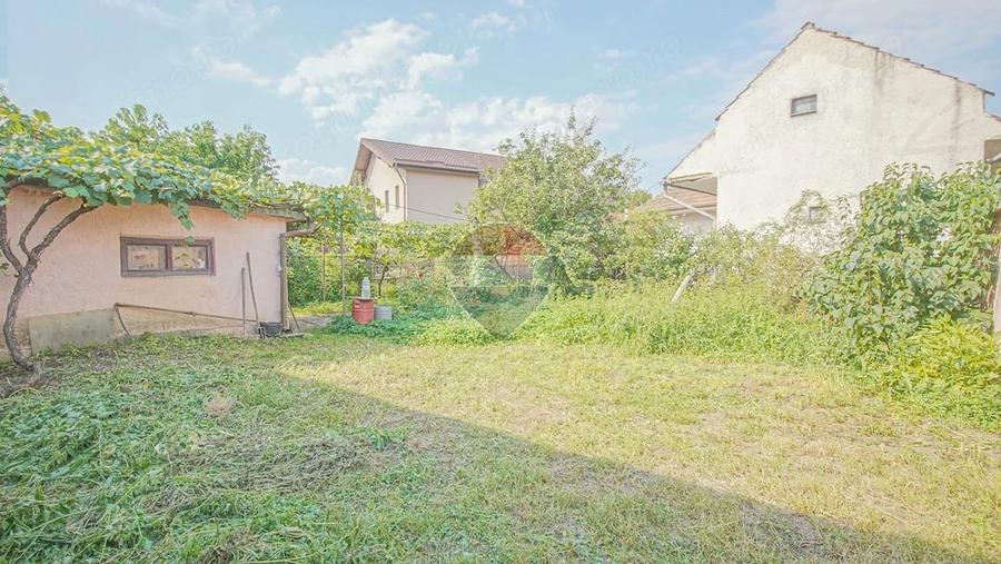 Casă cu 2 camere cu Teren 553 Mp în Bartolomeu