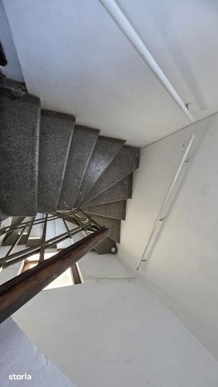 Casă cu 6 camere cu Teren 469 Mp în Domenii