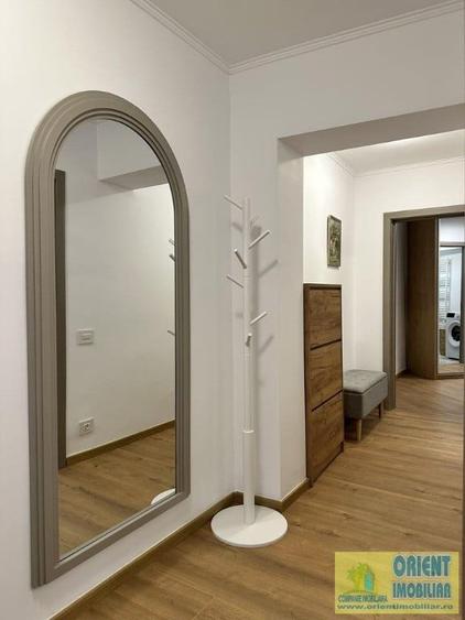 Apartament cu 3 camere decomandat în Dacia
